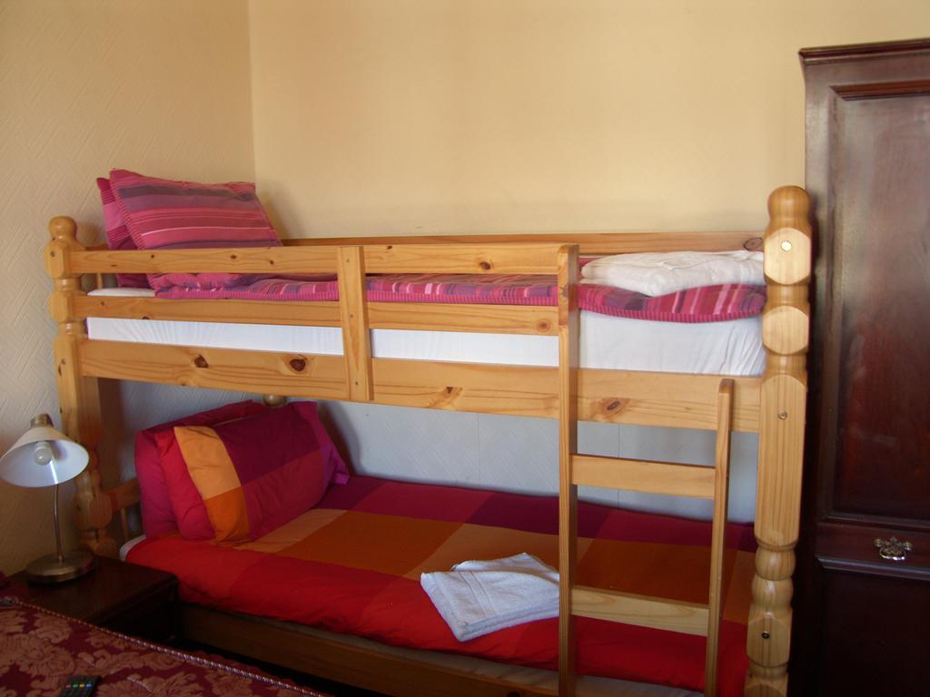 Regis Guest House EDI Cameră foto