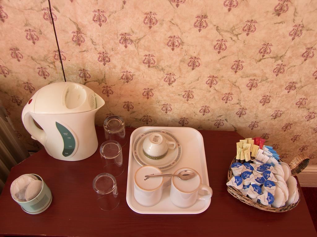 Regis Guest House EDI Cameră foto