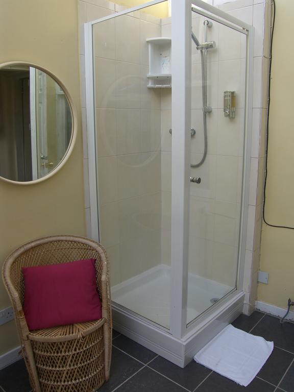 Regis Guest House EDI Cameră foto