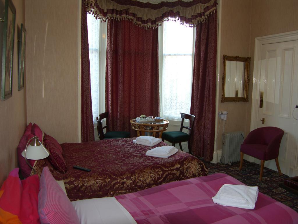 Regis Guest House EDI Exterior foto